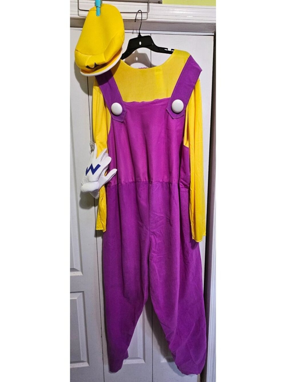 Super Mario Wario Adult Costume Jumpsuit Hat Mustache Gloves Halloween L/XL